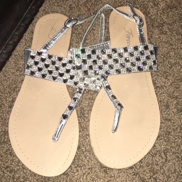 Sandals - Picture 2 of 2
