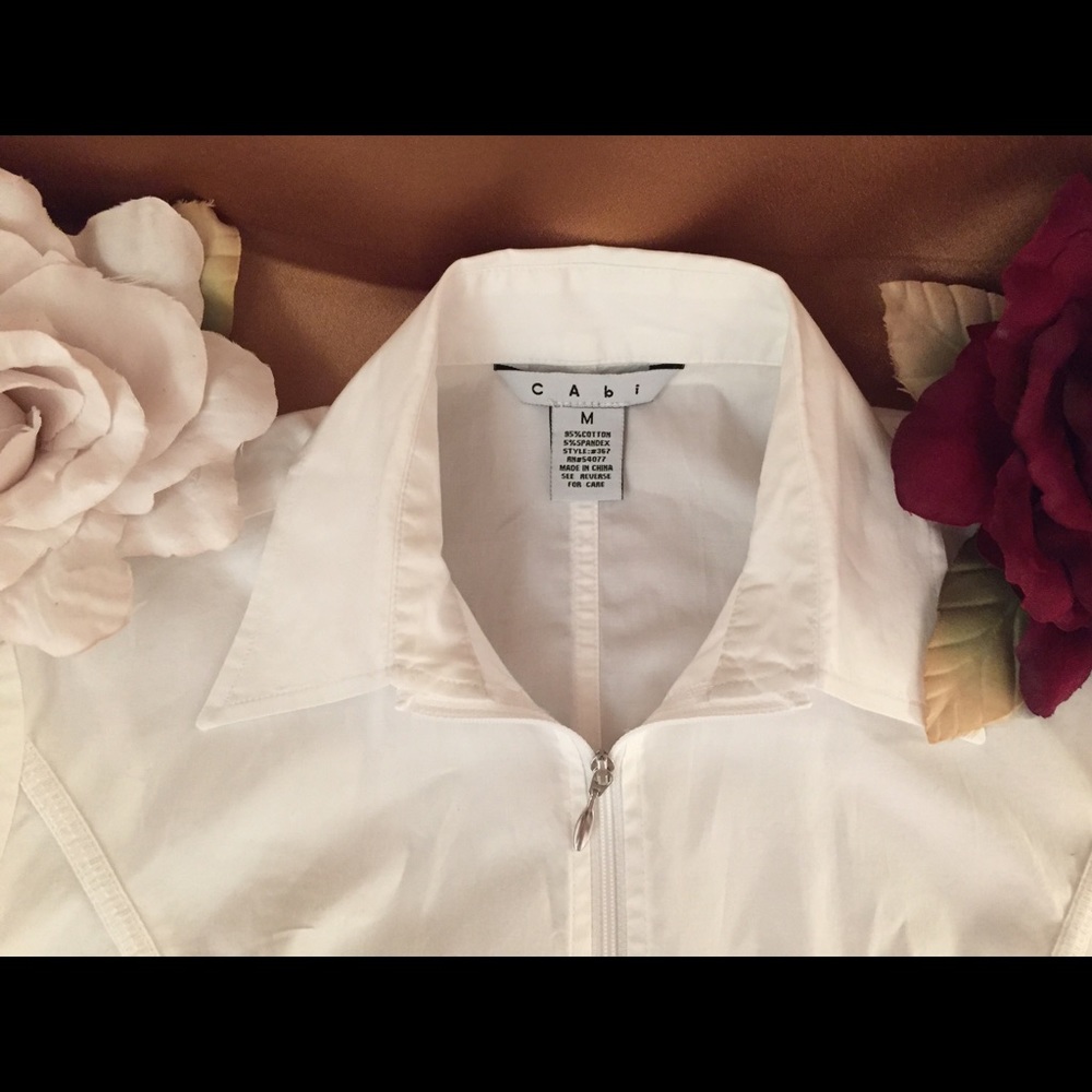 CAbI Medium white double zipper blouse