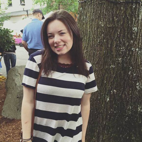 Meet your Posher, Mckenna - Picture 1 of 1