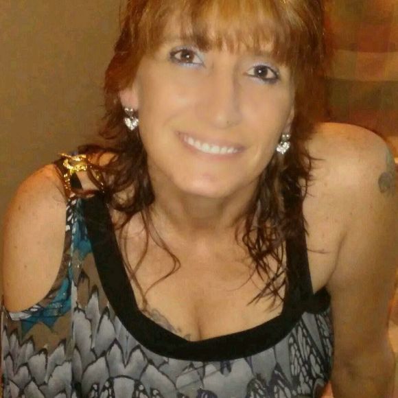 Meet your Posher, Theresa - Picture 1 of 1