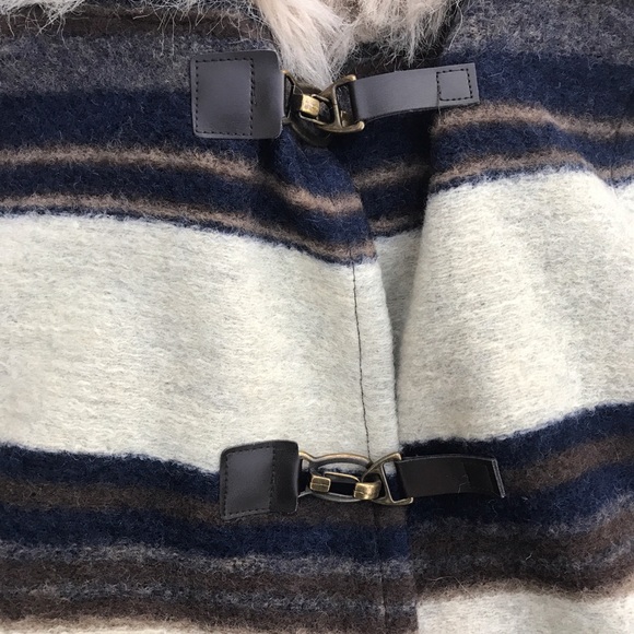 Zara Fur Hood Wool Vest - Picture 4 of 5