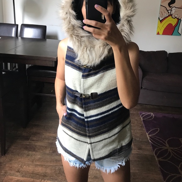 Zara Fur Hood Wool Vest - Picture 2 of 5