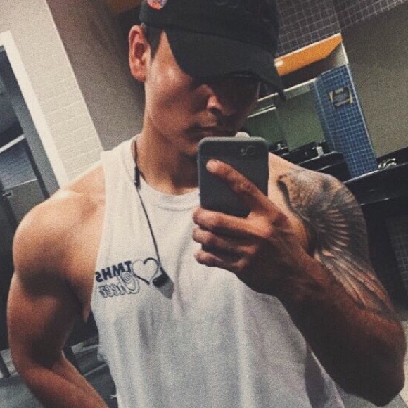 Meet your Posher, Ricardo - Picture 1 of 1