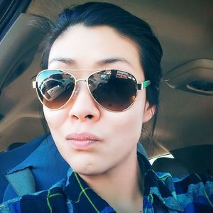 Meet your Posher, Debbie