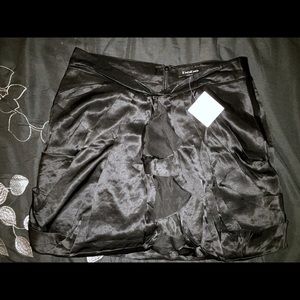 NWT Silky black Bebe skirt, 6