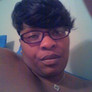 Meet your Posher, Shenira