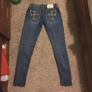 Miss me size 26 but fit more like a small 27