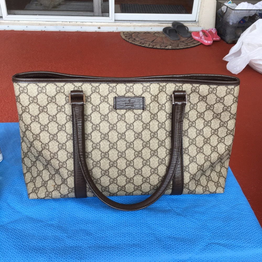🌹SOLD🌹Authentic Gucci Tote