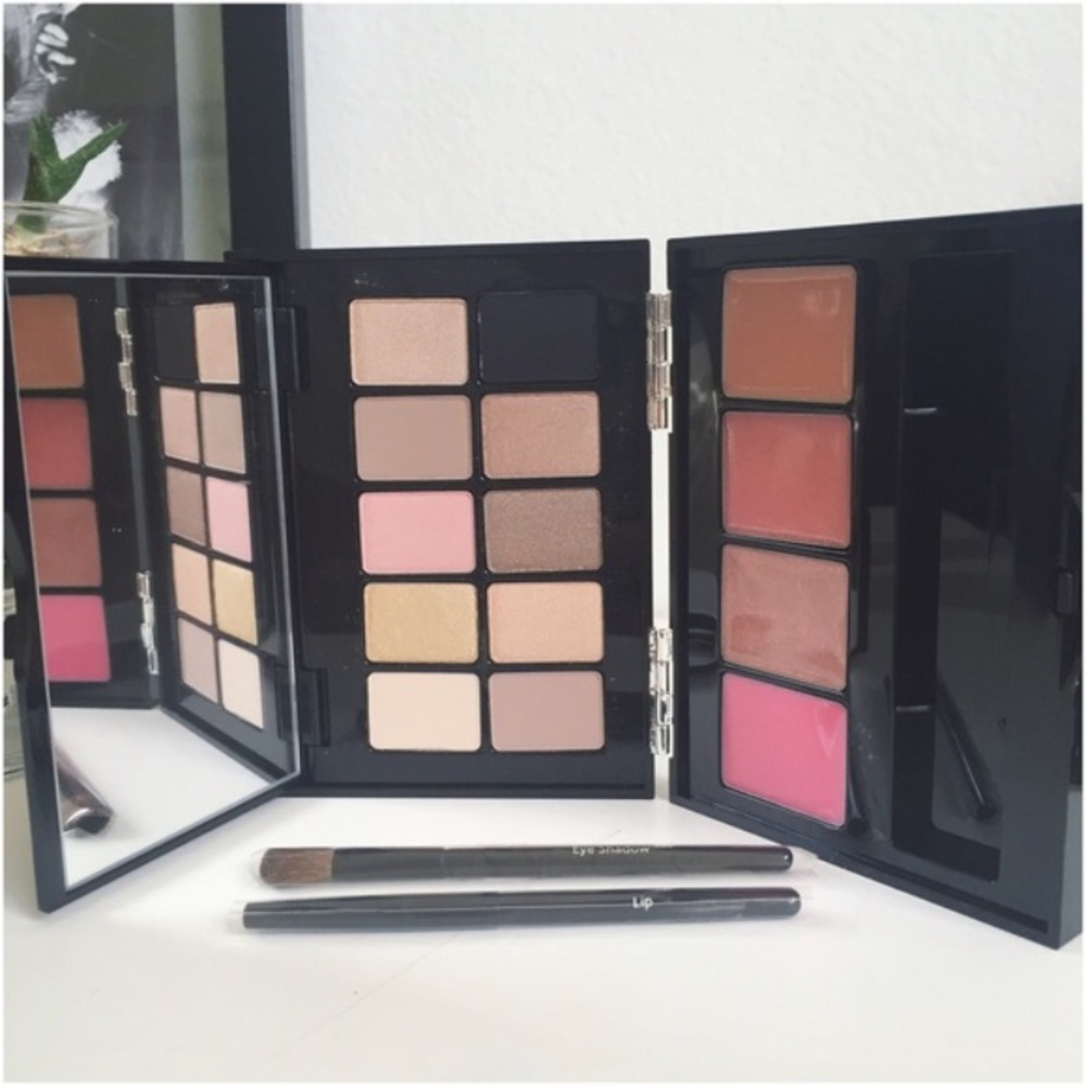 UNOPENED Rare Bobbi Brown palette