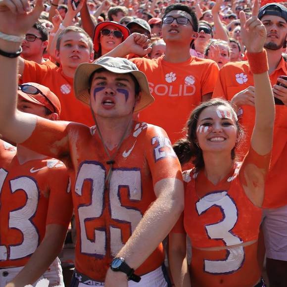 Meet your Posher, Kristen - Picture 1 of 1