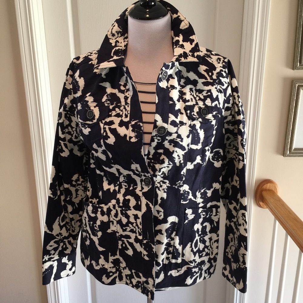 Floral denim jacket Chicos Sizing