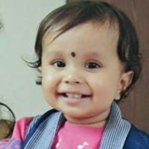 Meet your Posher, Alona