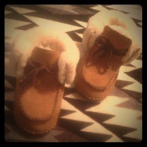 Baby Uggs size 5