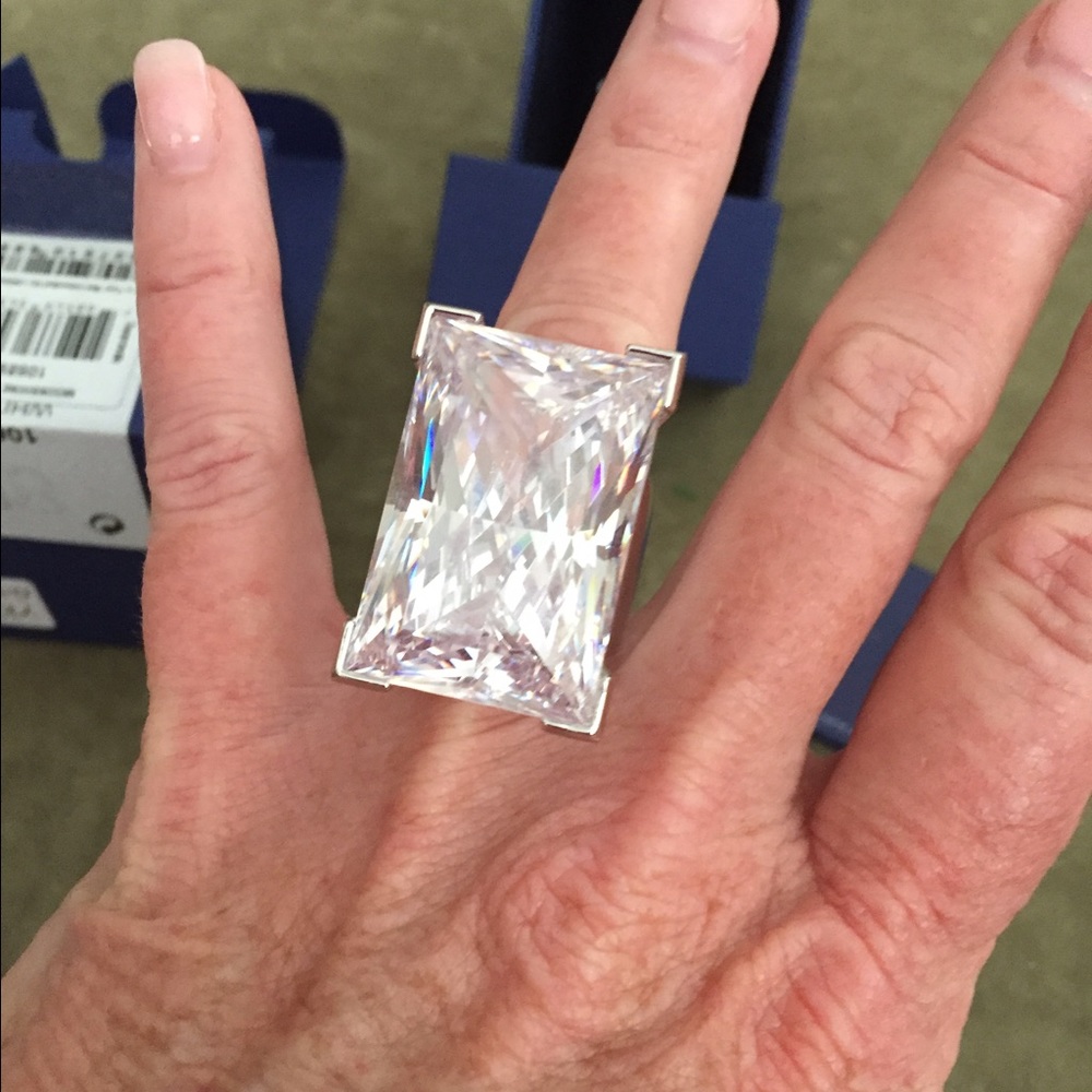Swarovski moonshine ring size 7.