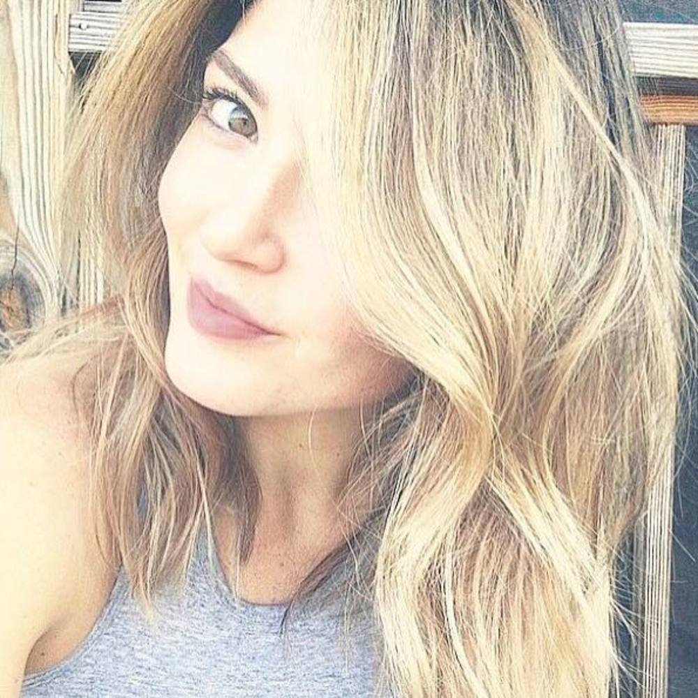 Meet your Posher, Abriel