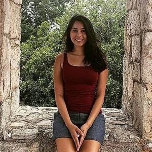 Meet your Posher, Kelsey