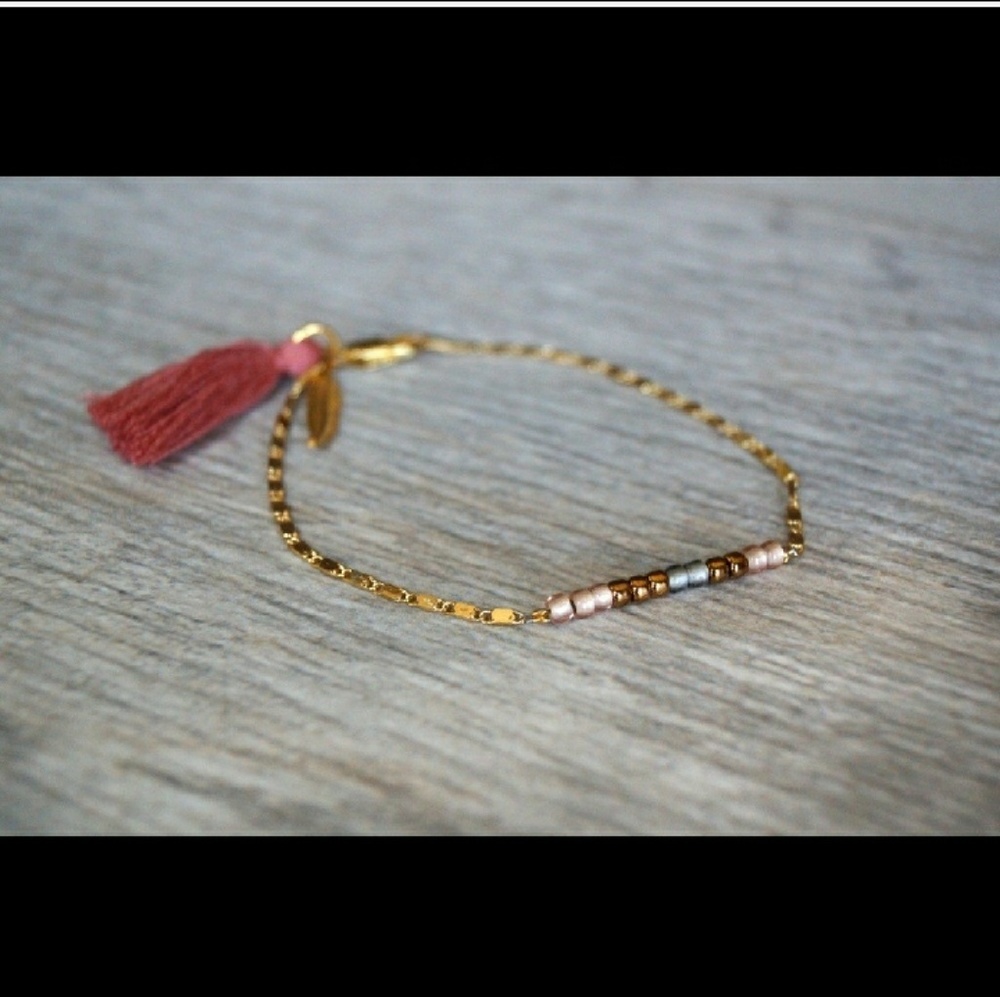 Gold Tassel Beaded bracelet *ONLY ONE LEFT* PINK