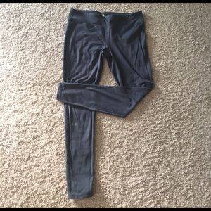 Under Armour athletic leggings - Charcoal color