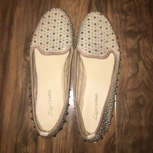Spiked nude flats