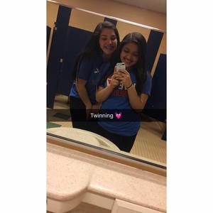 Meet your Posher, Jasmine