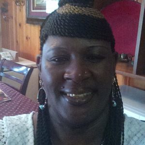 Meet your Posher, Beverly