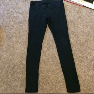Liz Lange Size Small Petite Maternity Leggings