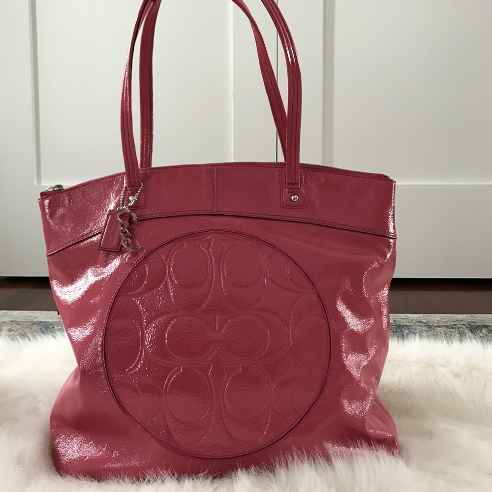 SALE Like New Coach Purse! Pink pink pink!