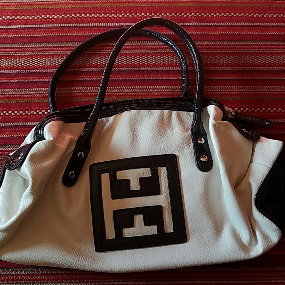 Tommy Hilfiger  Leather bowler bag