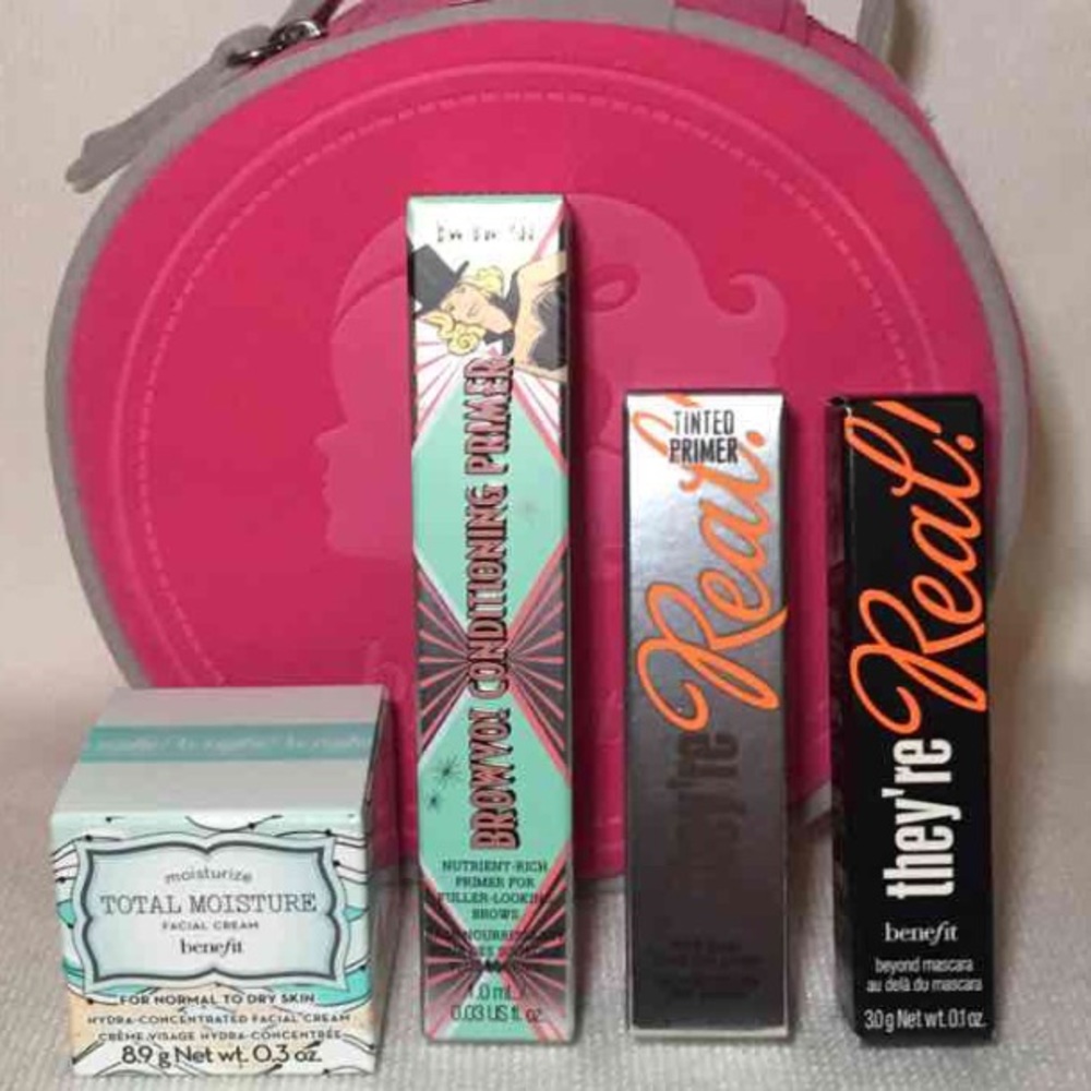 Benefit Travel Size Essentials