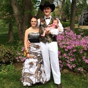 Meet your Posher, Caitlyn