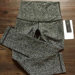 Lululemon Wunder Under Crop Hi-Rise Sz 4 New w tag