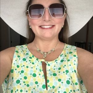 Meet your Posher, Regina