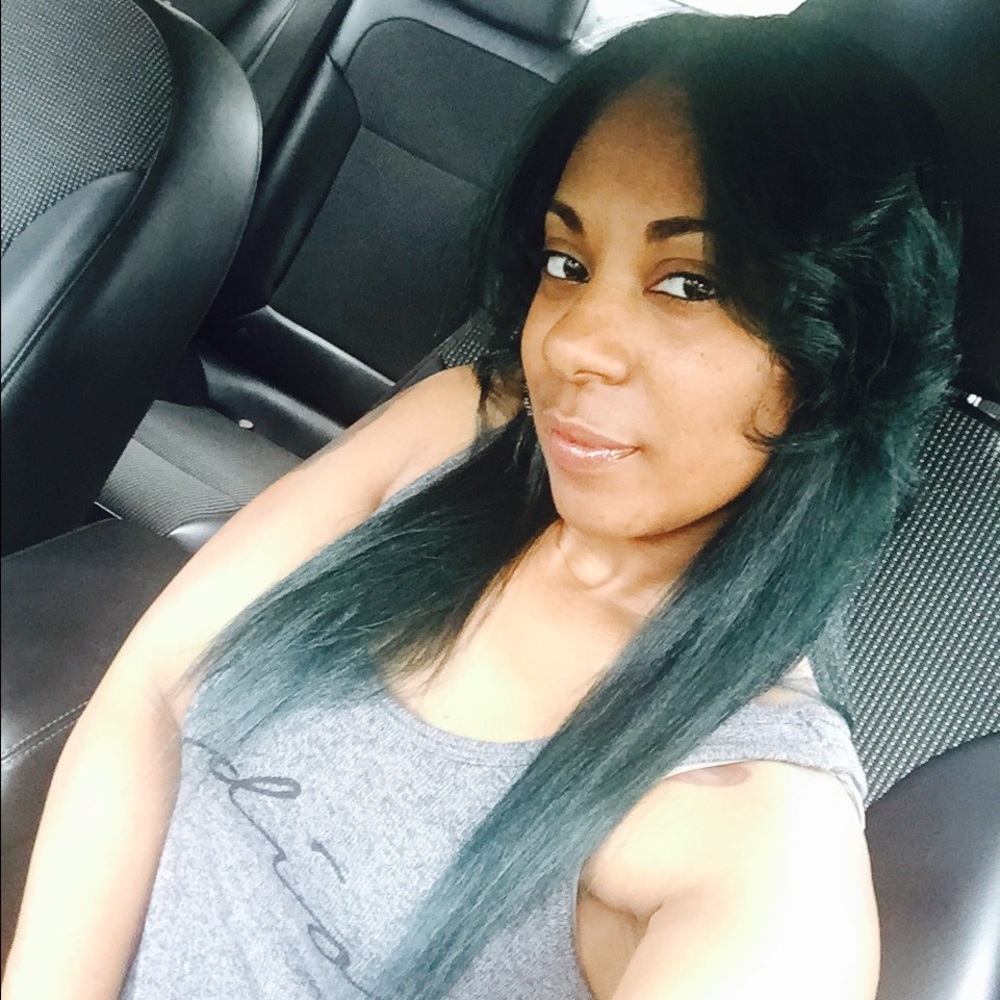 Meet your Posher, Monet