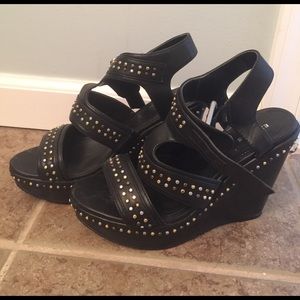 Express wedges