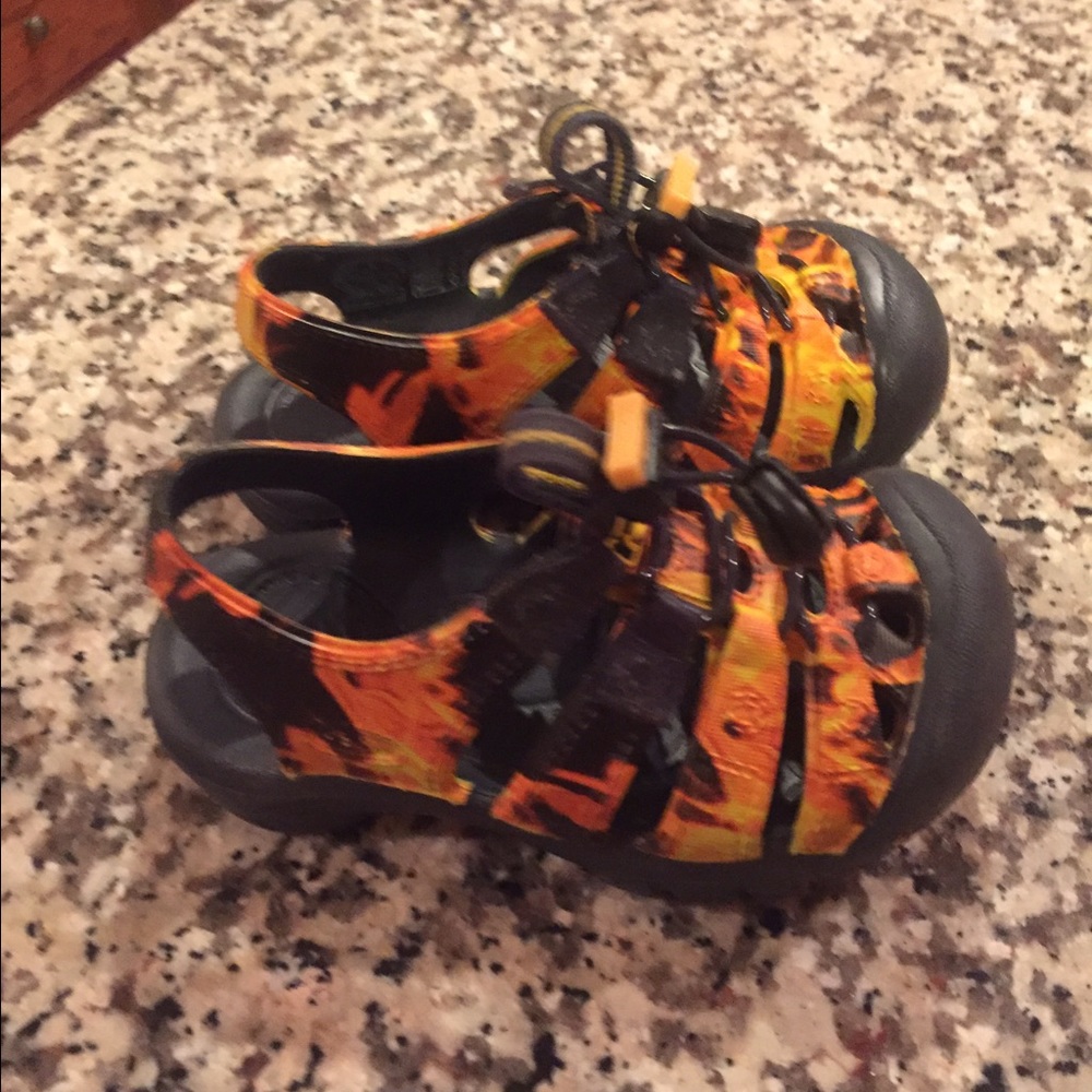 Toddler Keen's - worn twice