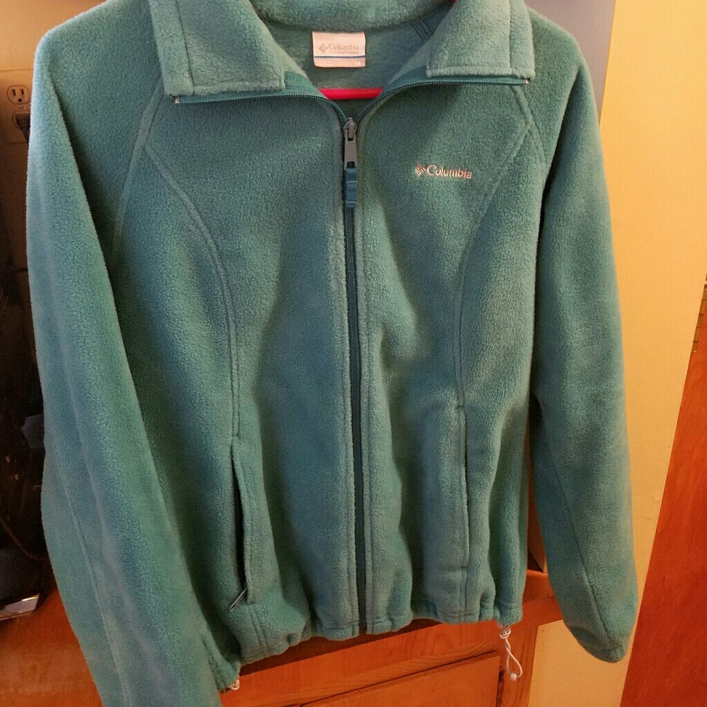 Columbia zip up fleece