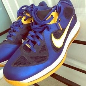 Men's Lebrons size 13.5