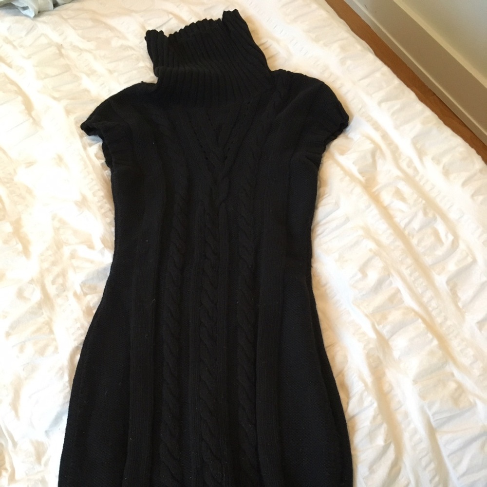 Knitted sleeves sweater dress