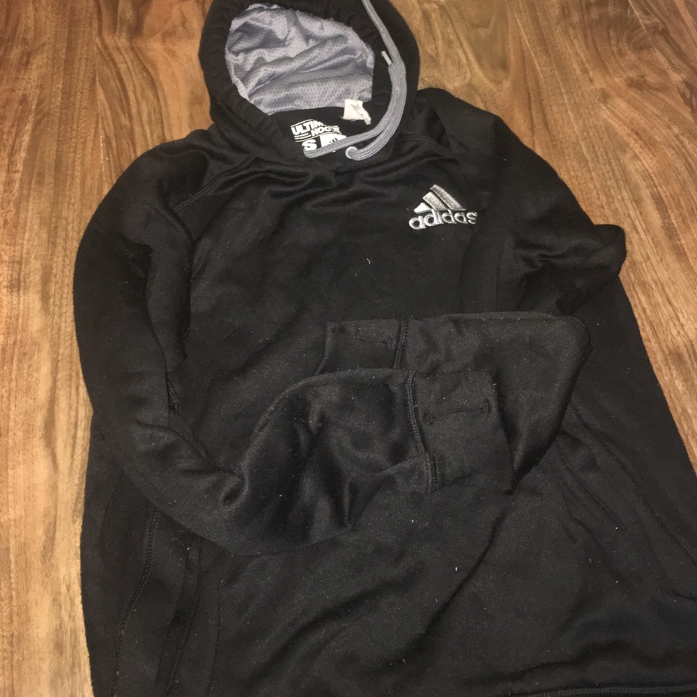 SALE! Men's Adidas hoodie w/thumb holes. Sz small