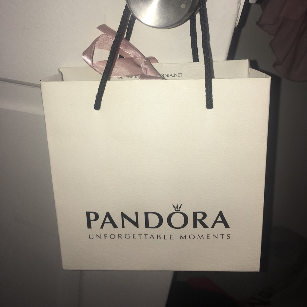 Pandora princess ring