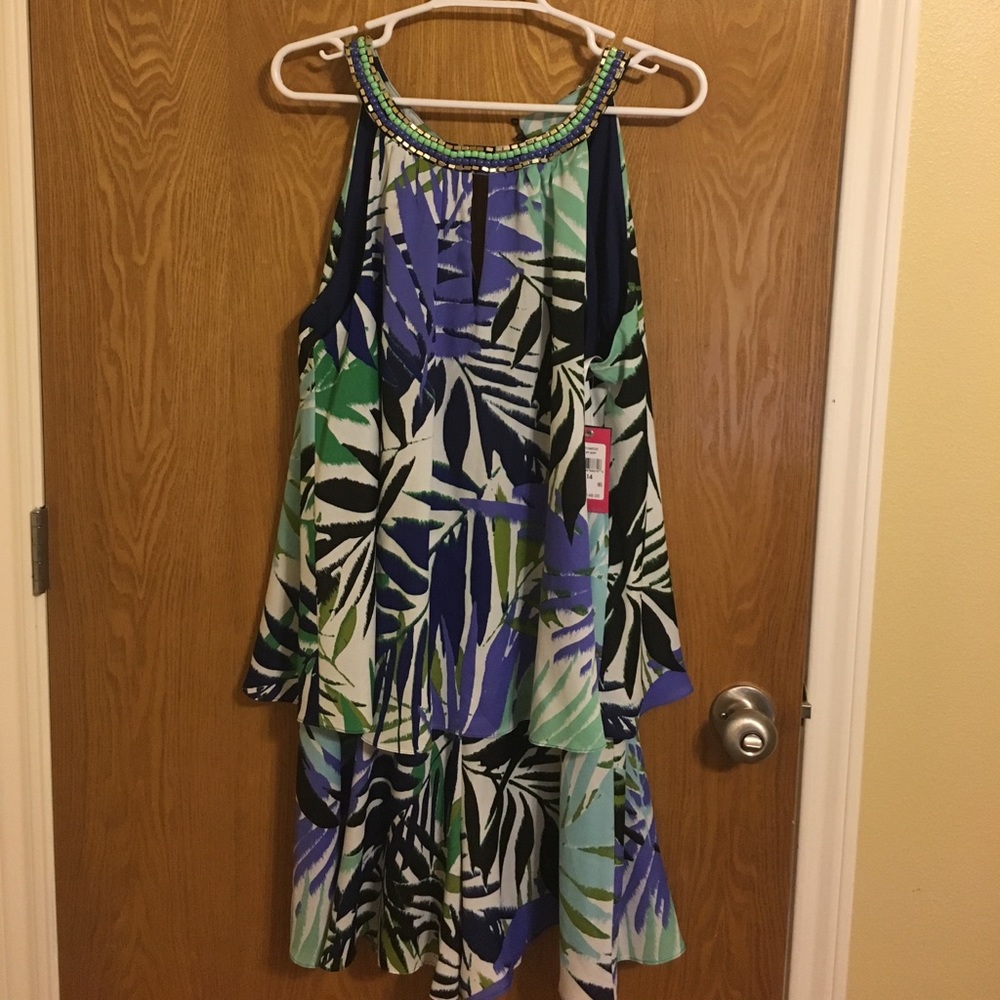 🎉flash sale🎉 Vince Camuto Romper