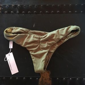 Frankie's bikini bottom