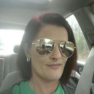 Meet your Posher, Brandi