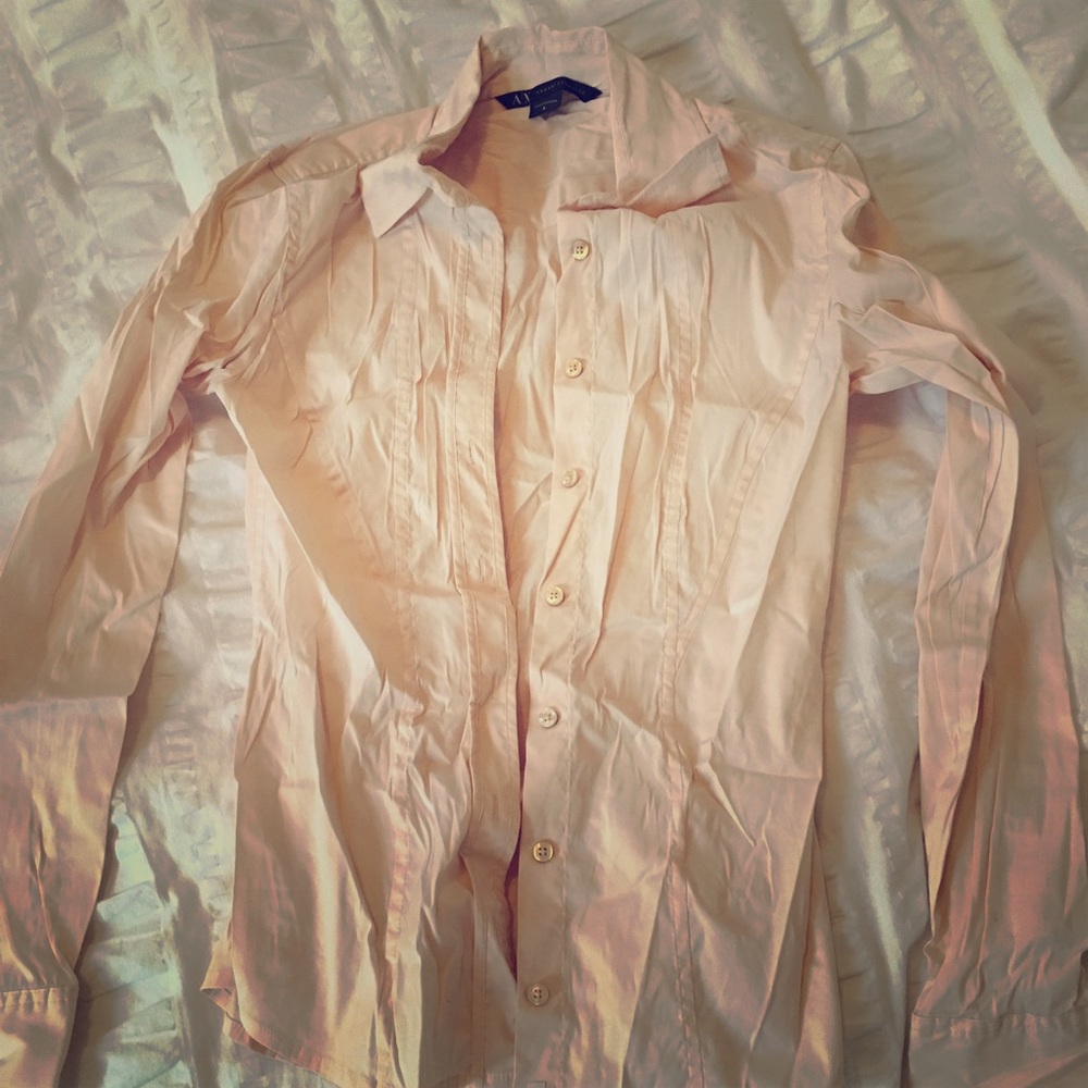 Tailored cut button down shirt