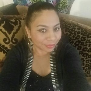 Meet your Posher, Candy