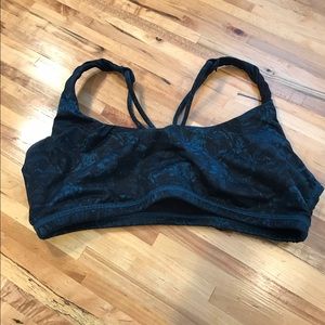 Lululemon sports bra