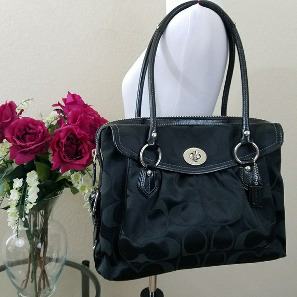 Coach Handbags - 💗 COACH ADDISON SIGNATURE BUSINESS BAG