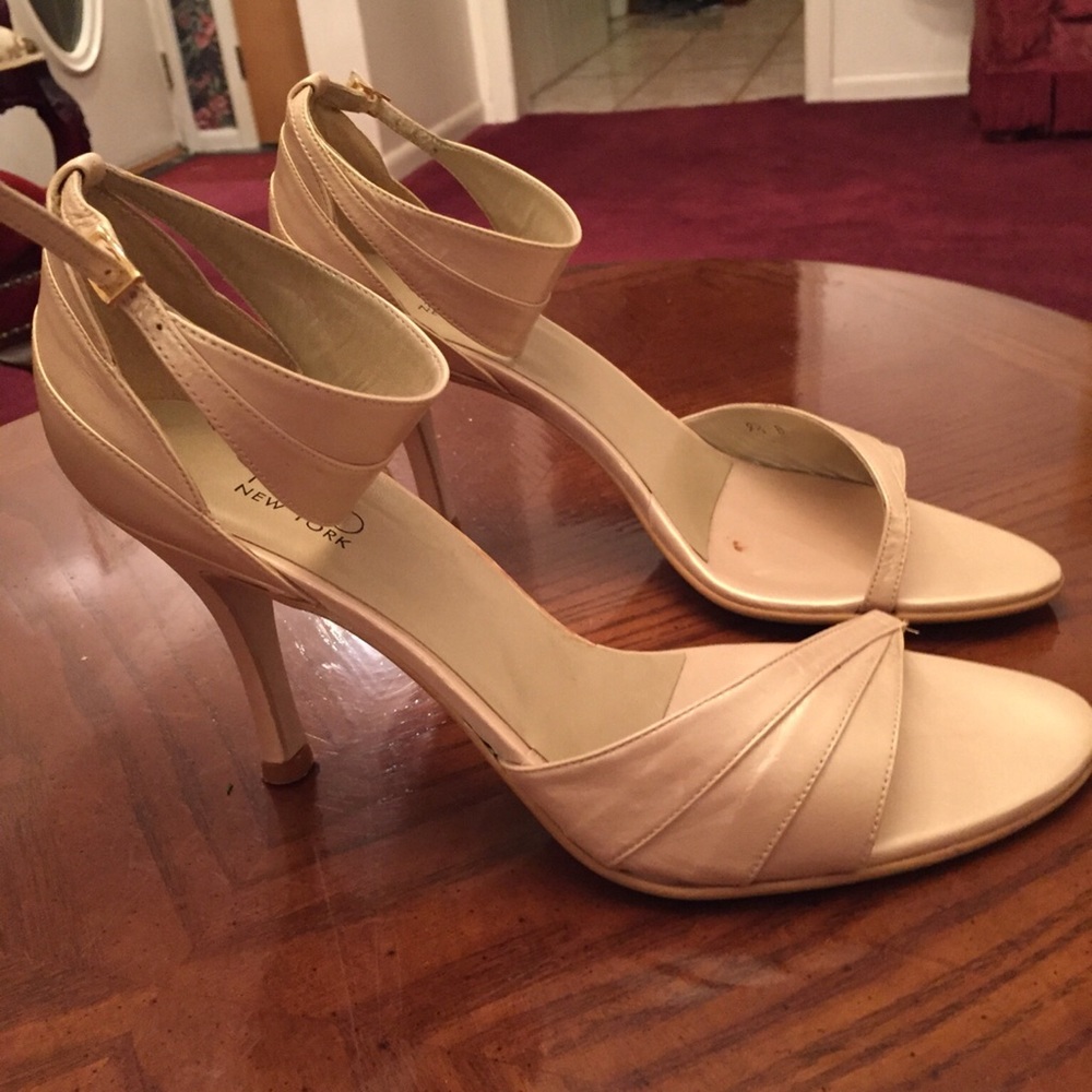 Folio New York heels