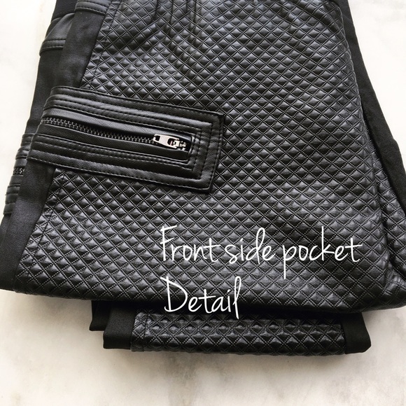 Black Front Textured Legging Pants - Picture 3 of 7