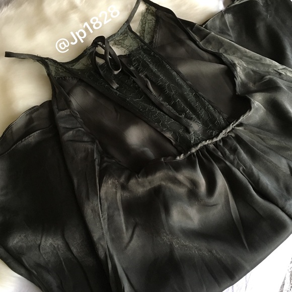 Lace Dress in Olive - Picture 4 of 4